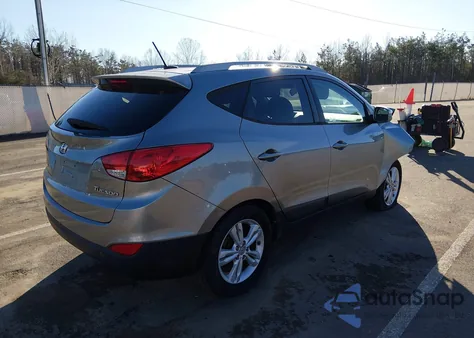 2013 Hyundai Tucson Gls z USA, uszkodzony, nr VIN KM8JU3AC3DU546871